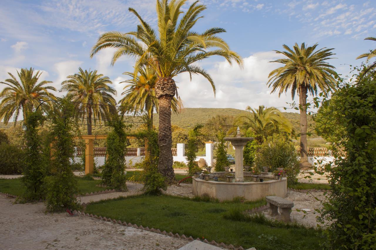 Hotel La Giralda Burguillos Del Cerro Zewnętrze zdjęcie