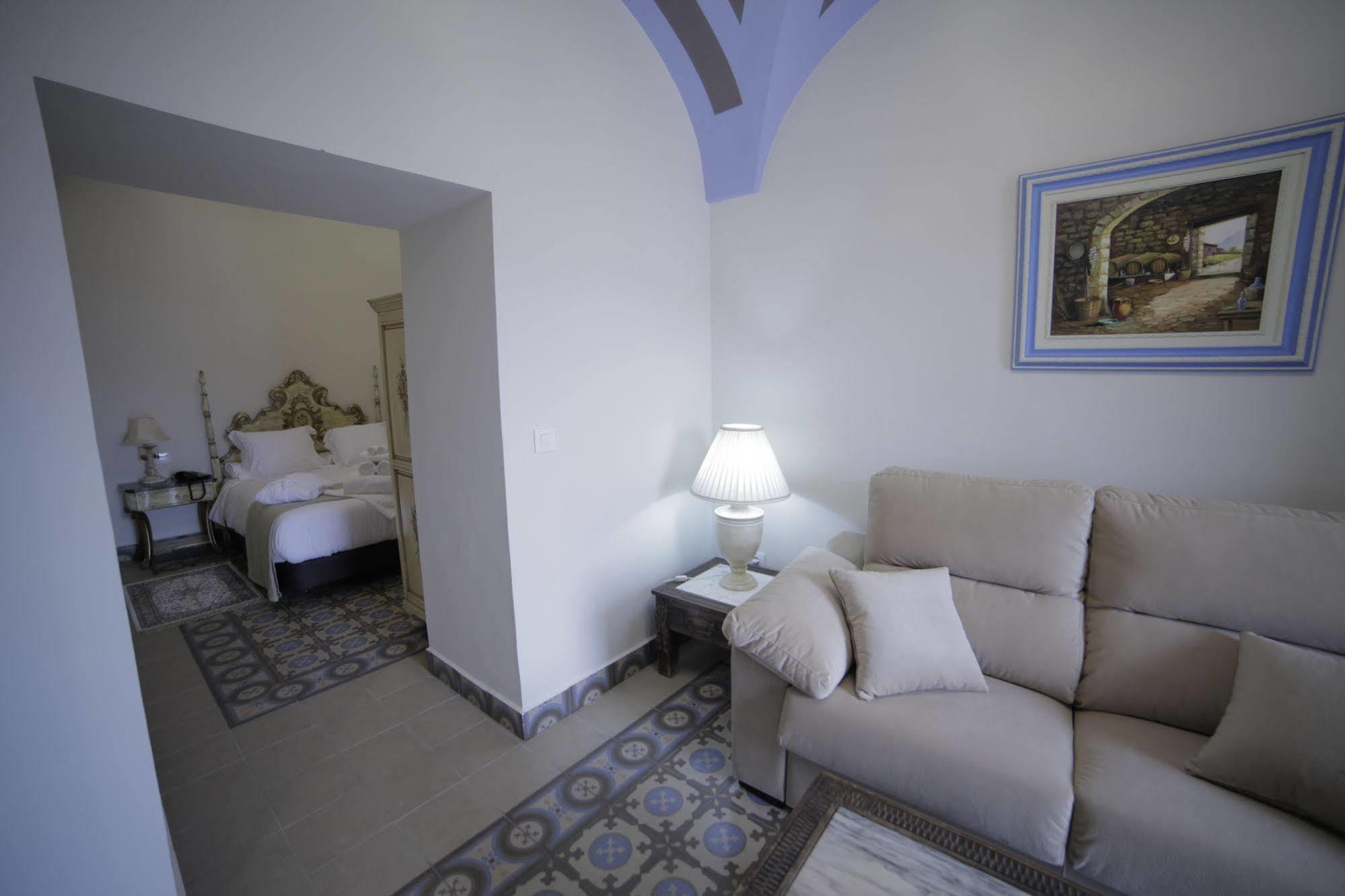 Hotel La Giralda Burguillos Del Cerro Zewnętrze zdjęcie