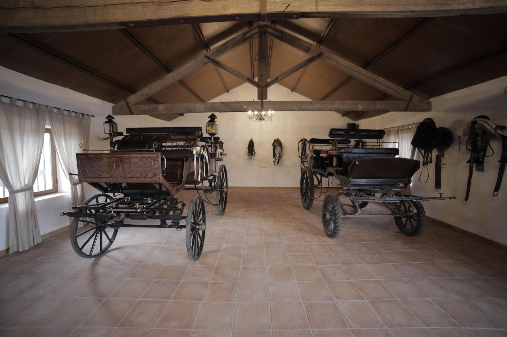 Hotel La Giralda Burguillos Del Cerro Zewnętrze zdjęcie