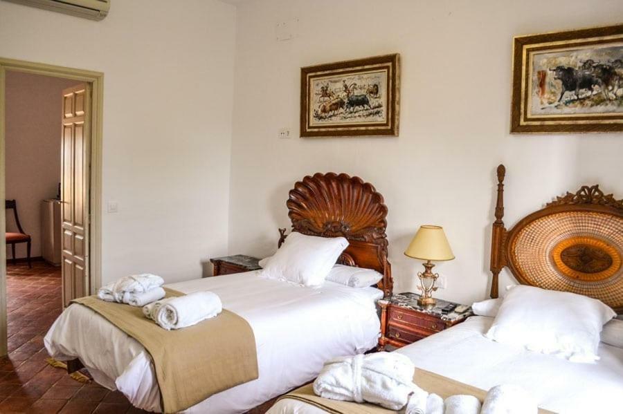 Hotel La Giralda Burguillos Del Cerro Zewnętrze zdjęcie